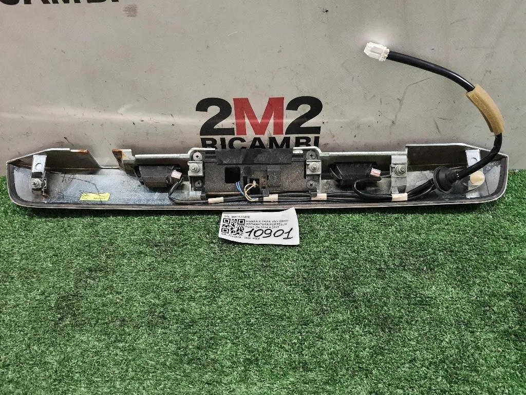 Modanatura Portello POST 90810JG00E Nissan X-trail IV 2014