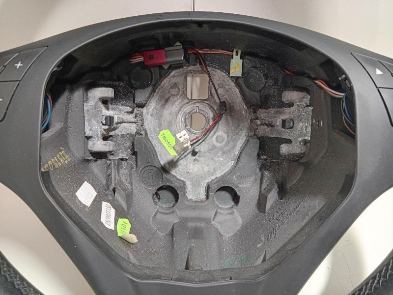 Volante 1014492R17A Alfa Romeo Giulietta 2010