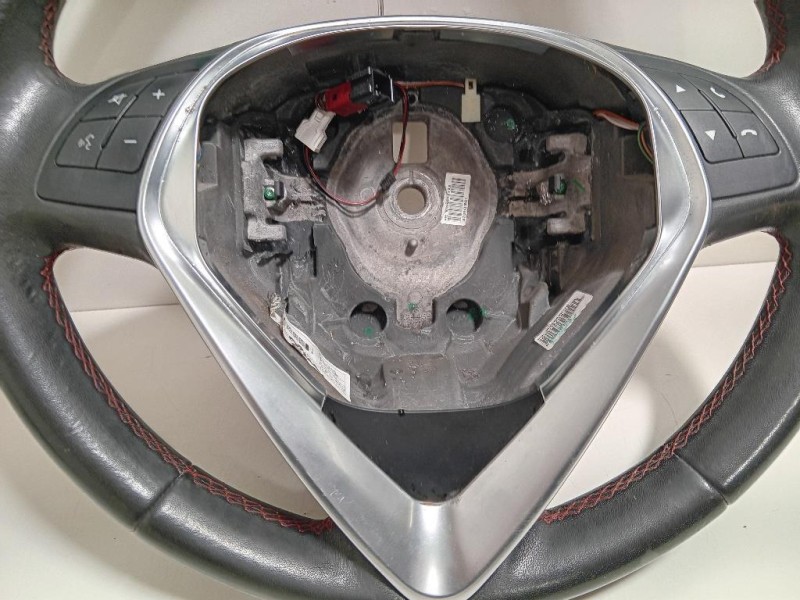 Volante Alfa Romeo Giulietta 2013