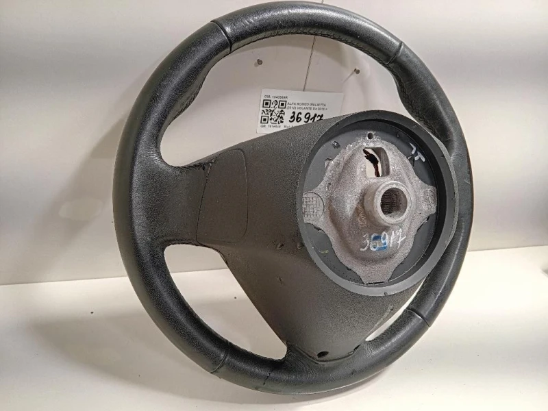 Volante 1040569R Alfa Romeo Giulietta 2013