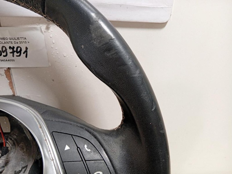 Volante 01561061600 Alfa Romeo Giulietta 2013