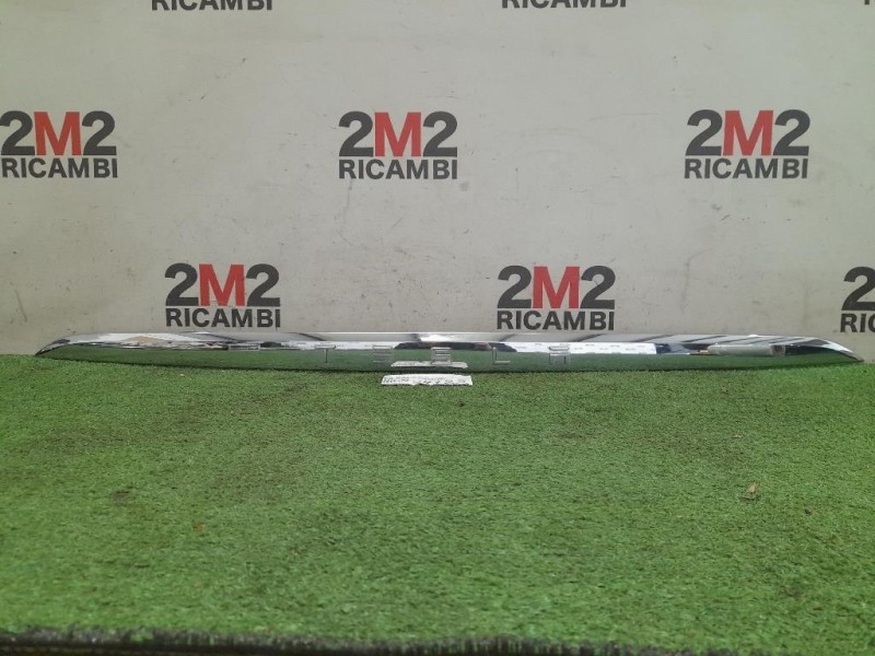 Modanatura Portello POST TESLA X 103536900D Tesla Model X 2015