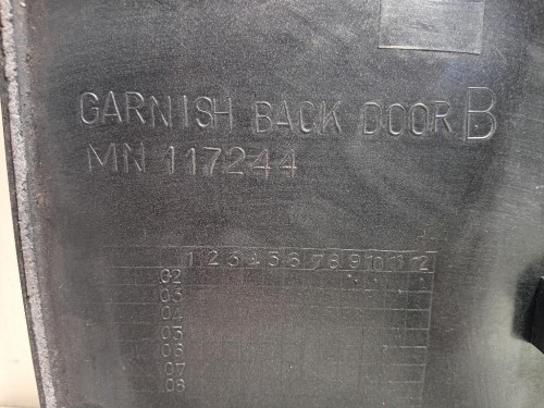 Modanatura Portello POST DX 117244 Mitsubishi Pajero III 2000