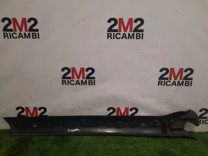 Modanatura Telaio Parabrezza DX DCB000145 Land Rover Discovery III 2005