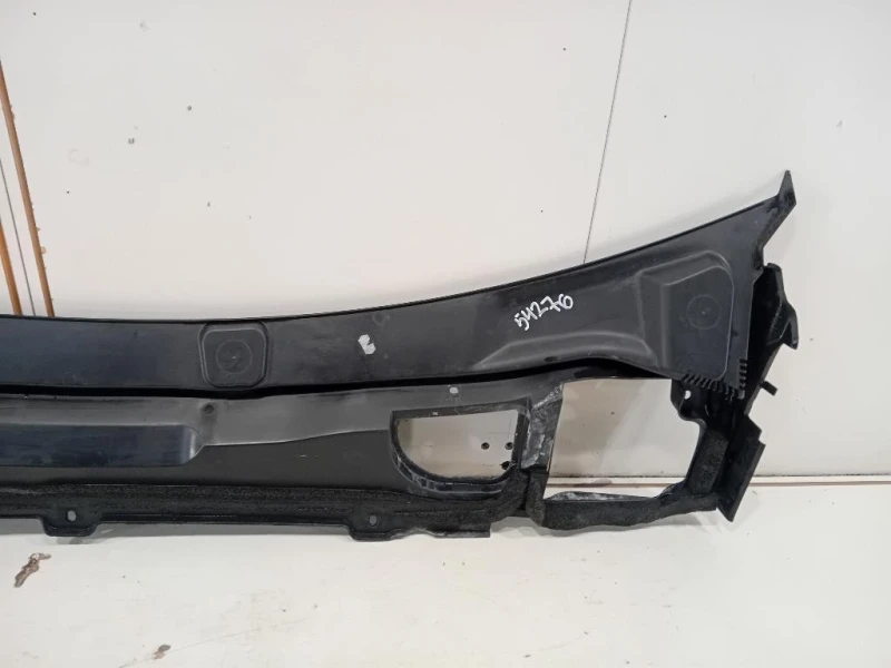 Modanatura Telaio Parabrezza SUP J9C3-4105-AE Jaguar E-pace 2017