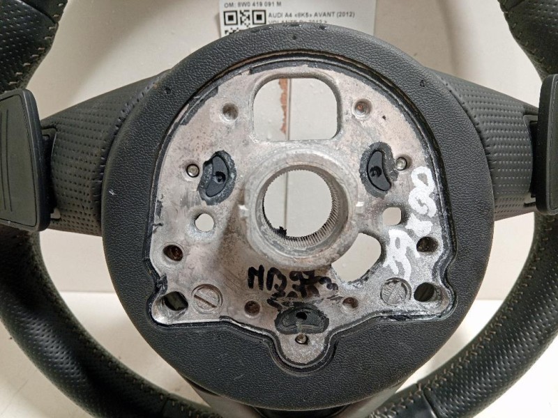 Volante 8W0 419 091 M Audi A4 8K5 Avant 2012