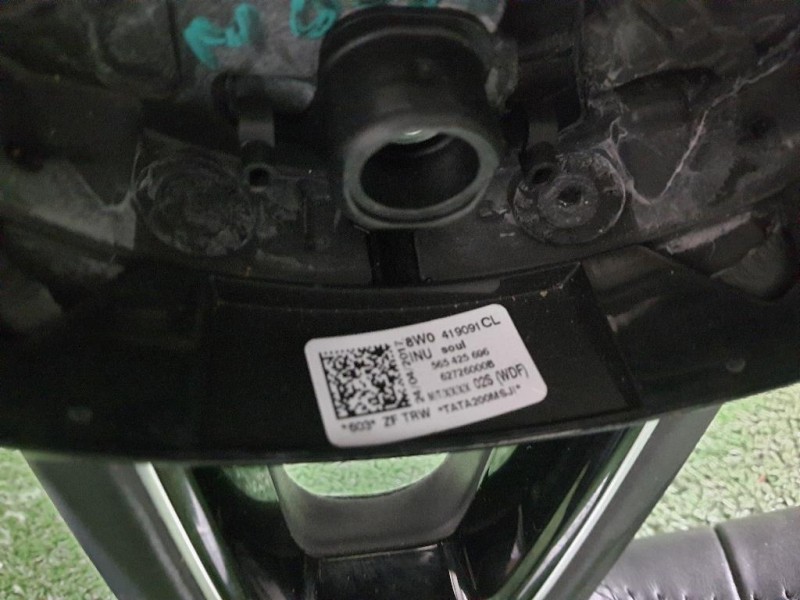 Volante 8W0419091CL Audi A4 8W2 2015