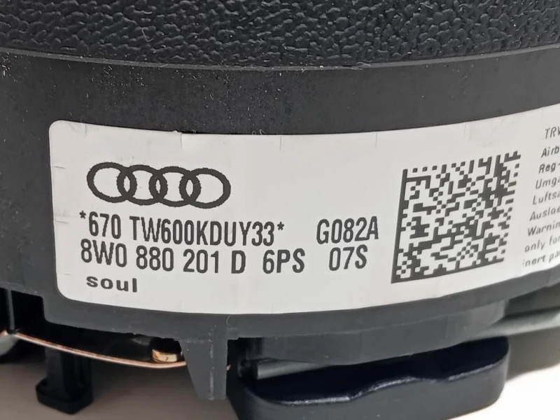 Volante 5654256968K0880201 Audi A4 8W2 2015