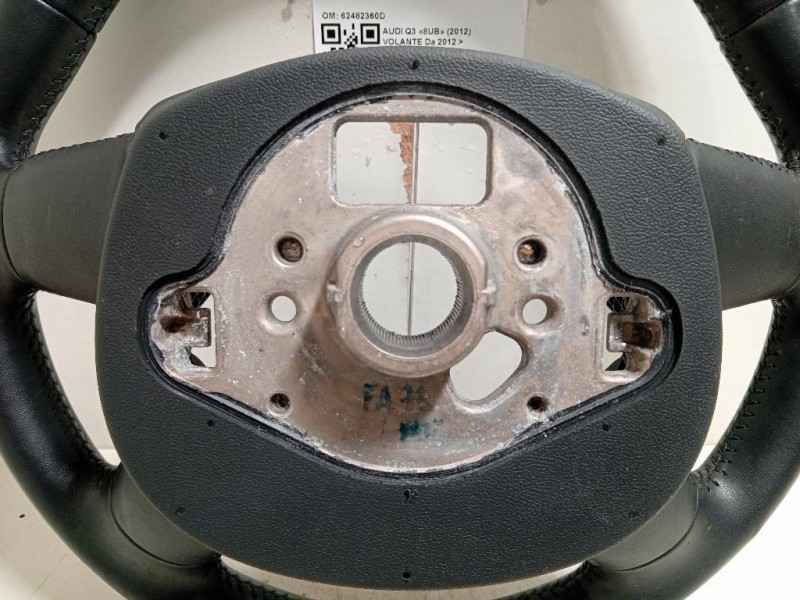 Volante 62482360D Audi Q3 8UB 2012