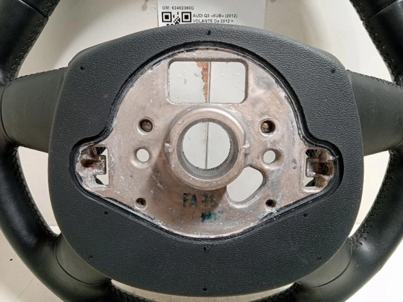 Volante 62482360D Audi Q3 8UB 2012