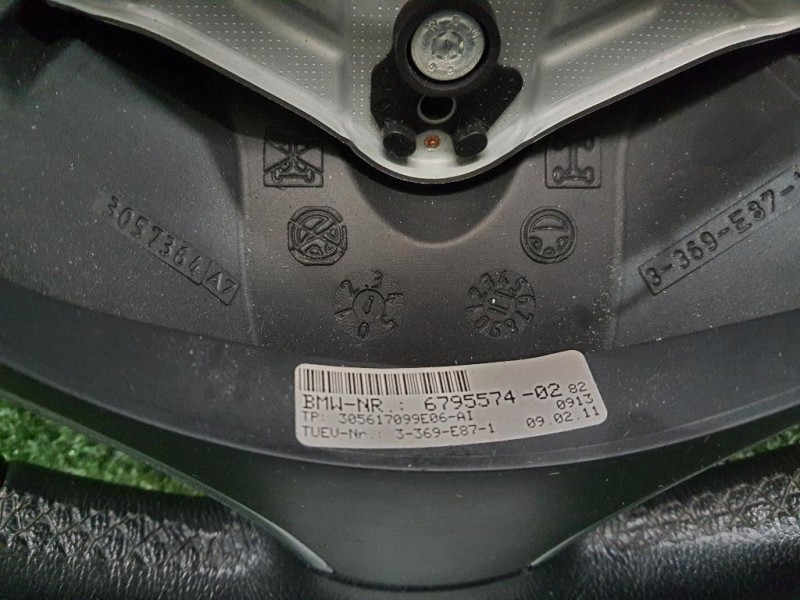 Volante 32306795574 Bmw Serie 1 E87 Berlina 2005