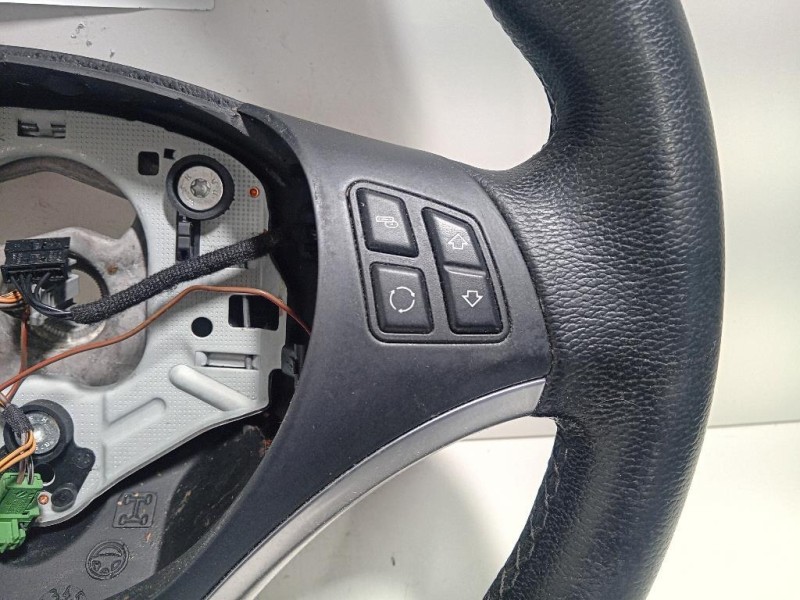 Volante 912328802 Bmw Serie 1 E87 Berlina 2005