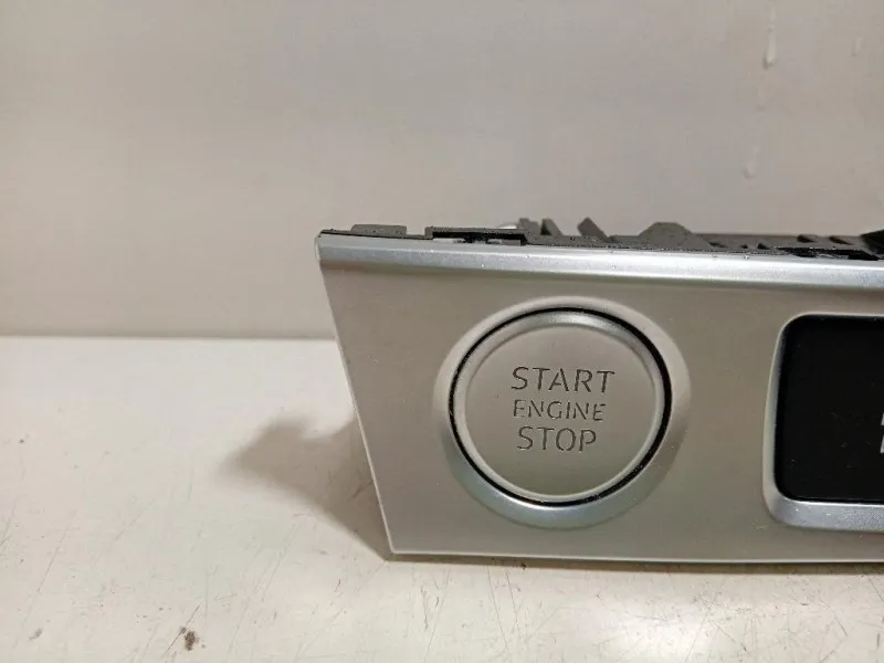 Modulo Comando Pulsante Start - STOP 4N0959673 B Audi A6 4GD Avant 2016