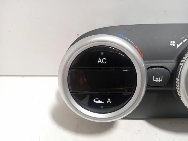 Modulo Comando Riscaldamento Clima 156101737 Alfa Romeo Giulietta 2013