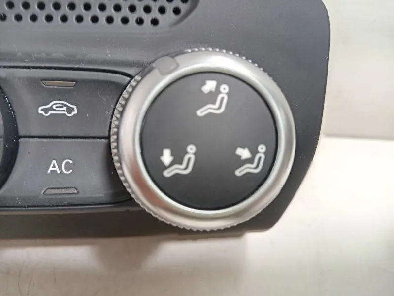 Modulo Comando Riscaldamento Clima 8X0820043B Audi A1 8XA Sportback 2012