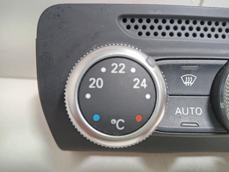 Modulo Comando Riscaldamento Clima 8X0820043B Audi A1 8XA Sportback 2012