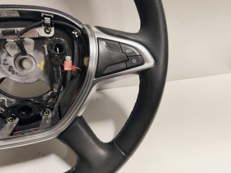 Volante 484000872 Dacia Duster II 2018