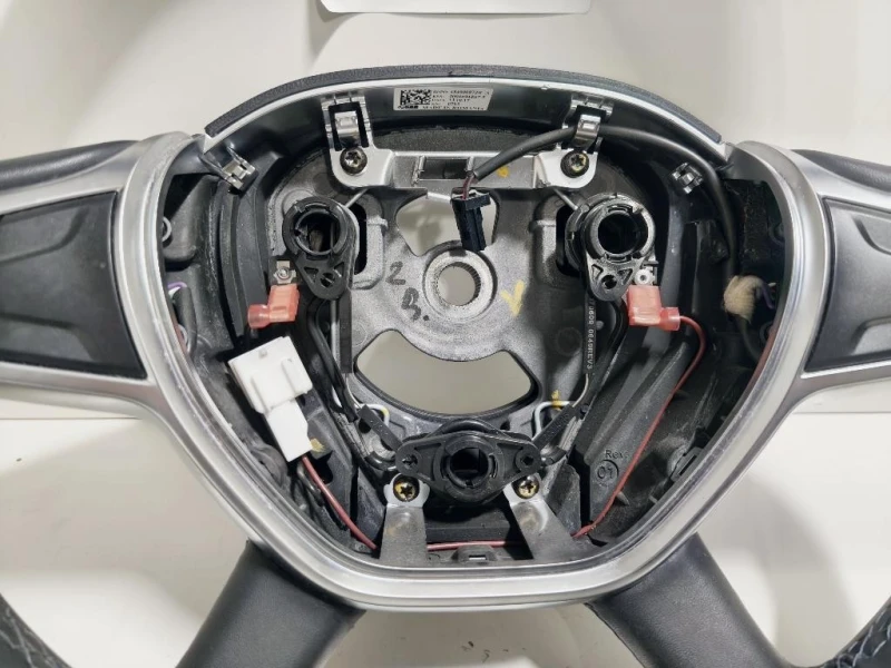 Volante 484000872 Dacia Duster II 2018