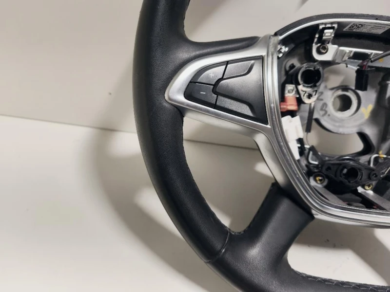 Volante 484000872 Dacia Duster II 2018