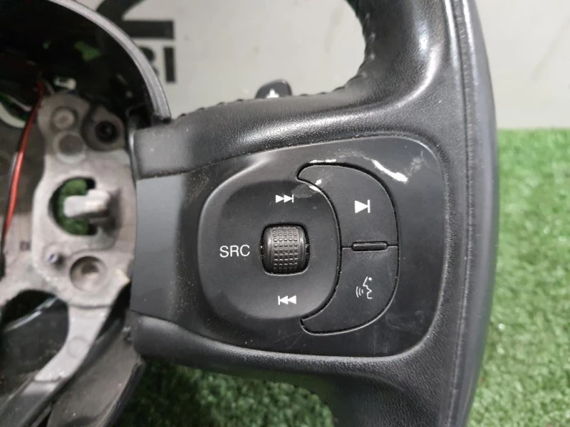 Volante 735579044 Fiat 500L 2013