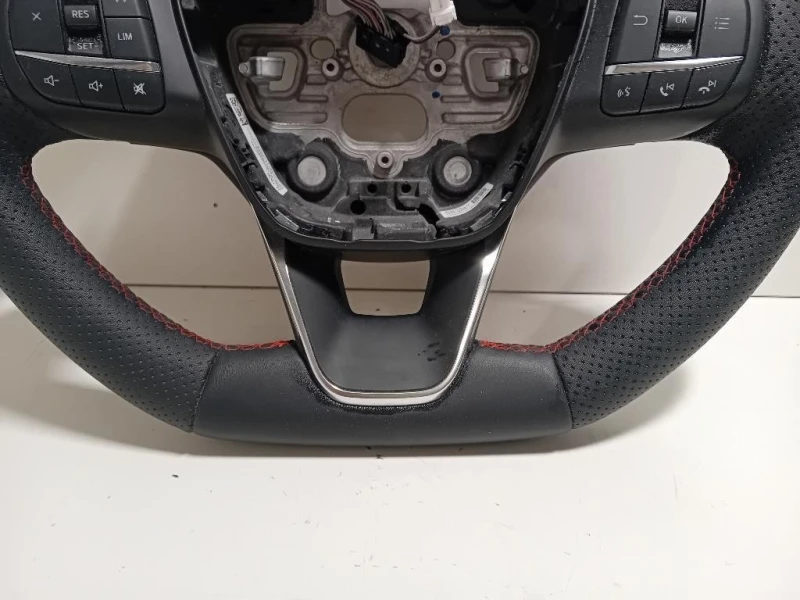 Volante 34212948 A06 Ford KUGA III 2020