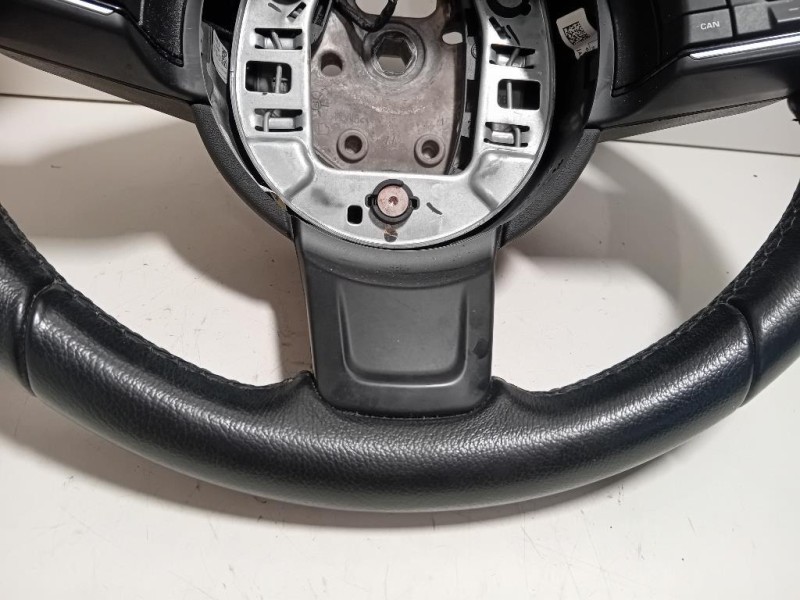 Volante L9C3-3F563-BA8PVJ Jaguar E-pace 2017