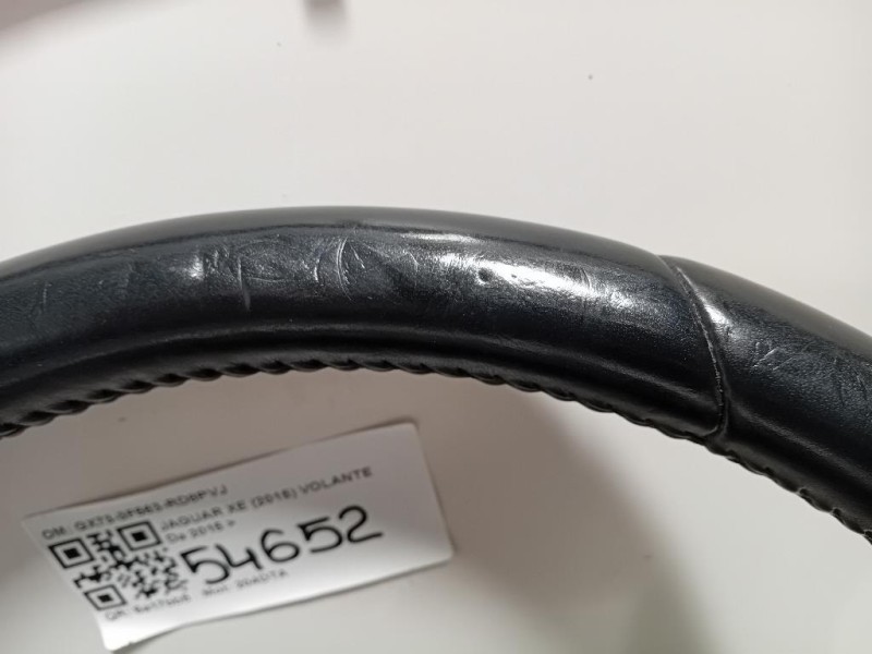 Volante GX73-3F563-RD8PVJ Jaguar XE 2015