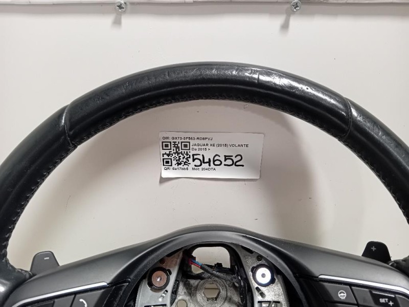 Volante GX73-3F563-RD8PVJ Jaguar XE 2015