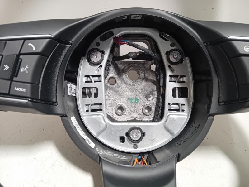 Volante GX73-3F563-RD8PVJ Jaguar XE 2015