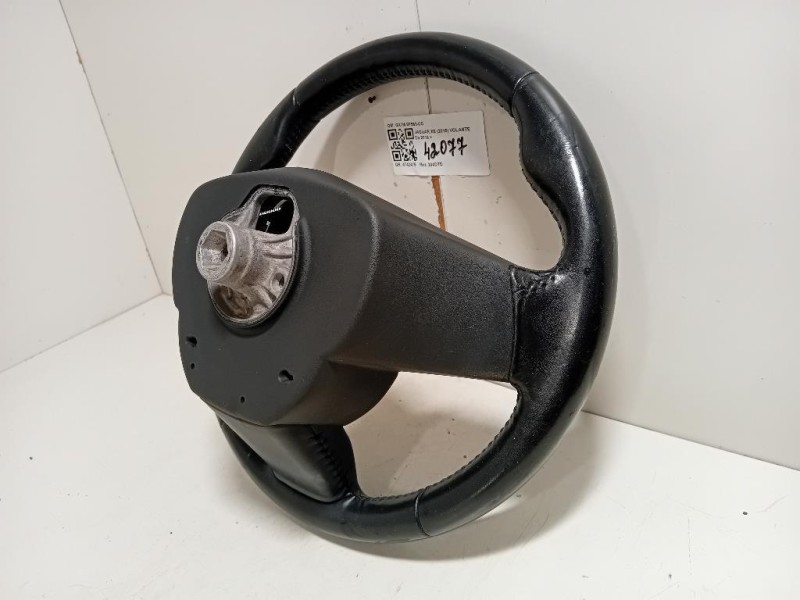 Volante GX7M-3F563-CC Jaguar XE 2015