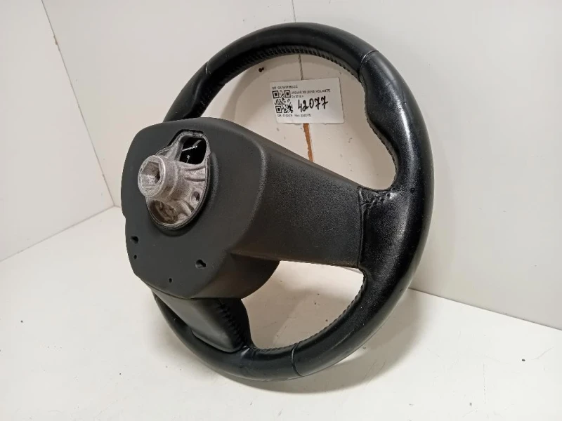 Volante GX7M-3F563-CC Jaguar XE 2015