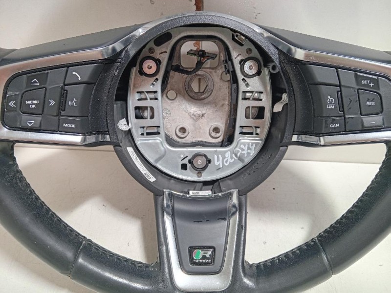 Volante GX7M-3F563-CC Jaguar XE 2015