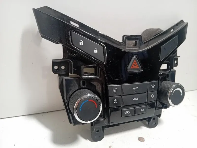Modulo Comando Riscaldamento Clima 95017054 Chevrolet Cruze 2011