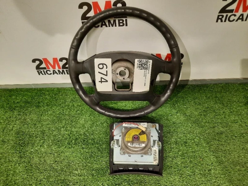 Volante 561003E200CQ Kia Sorento II 2006