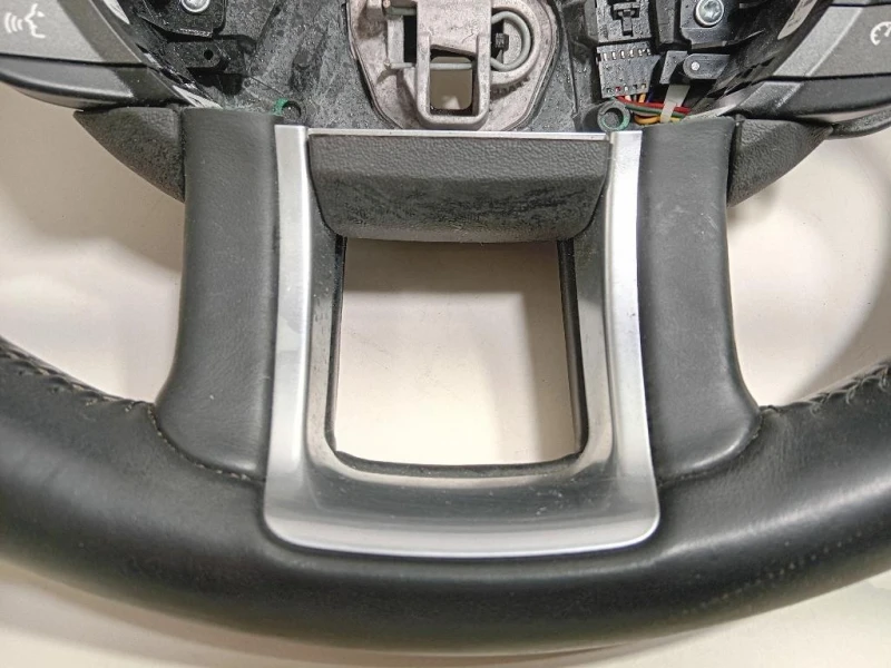 Volante BJ3M-3F563-KE Land Rover Range Rover Evoque I 2011