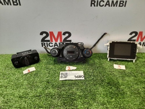 Modulo Comando Riscaldamento Clima 8A6T18C612 PULSANTIERA AC CENTRALINA Ford Fiesta VI 2012