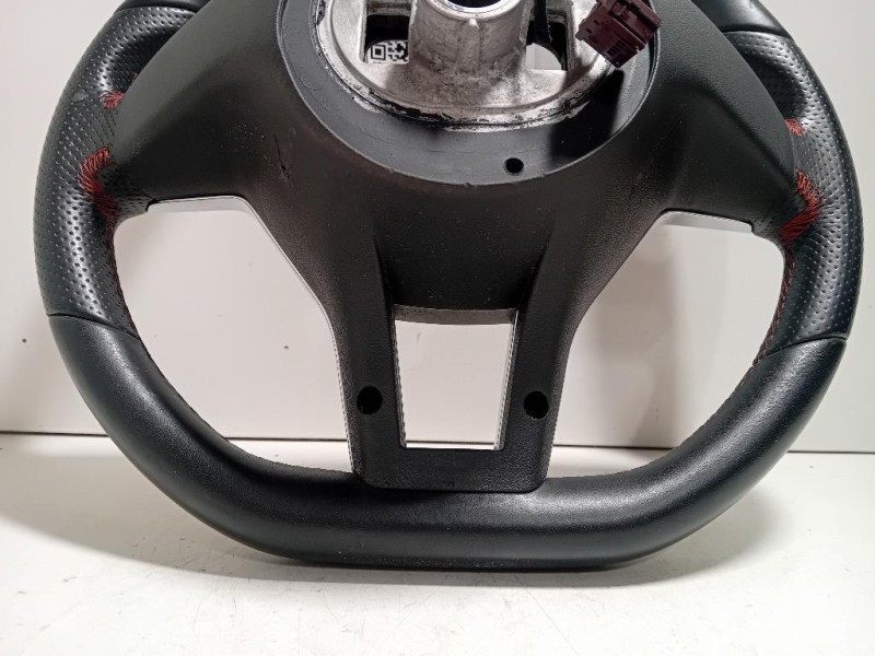 Volante A24646008039E38 Mercedes Classe C W204 2011