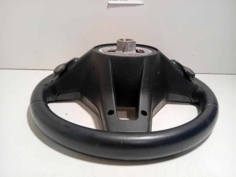 Volante A21246003039E38 Mercedes Classe E W212 2009