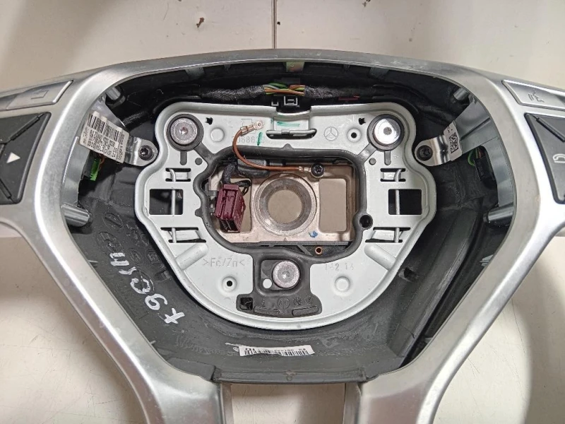 Volante A1724604203 Mercedes Classe E W212 2013