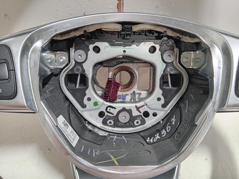 Volante A0024602203 Mercedes Classe GLE W166 2015