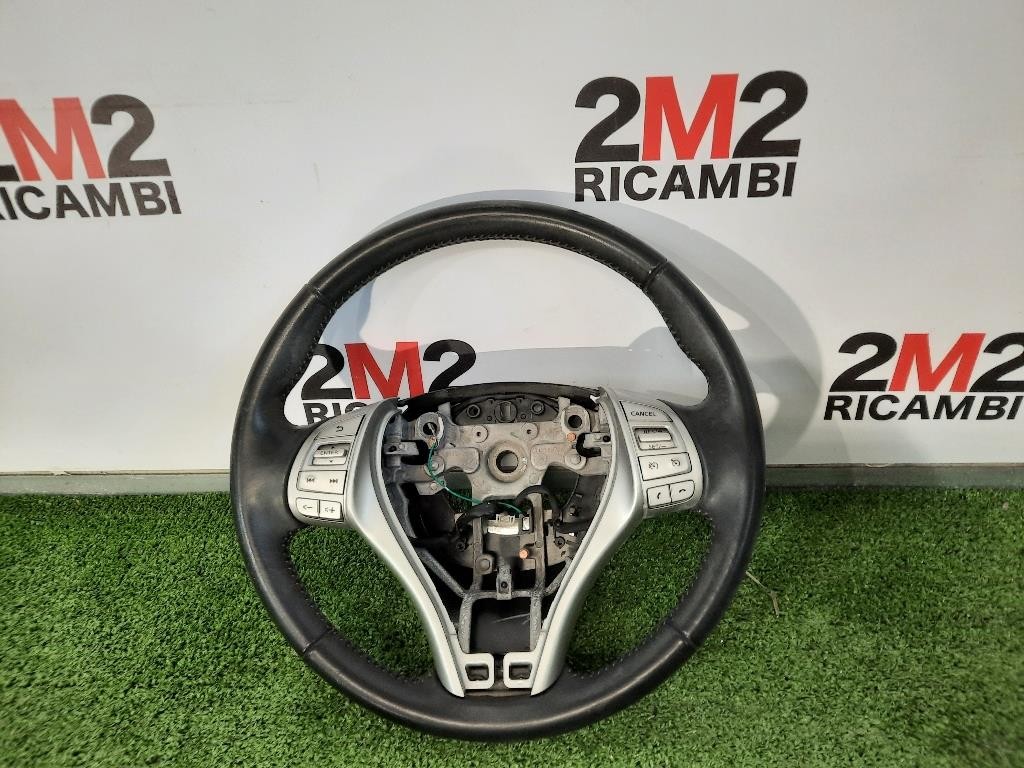 Volante 484304EJ1A Nissan Qashqai II 2014