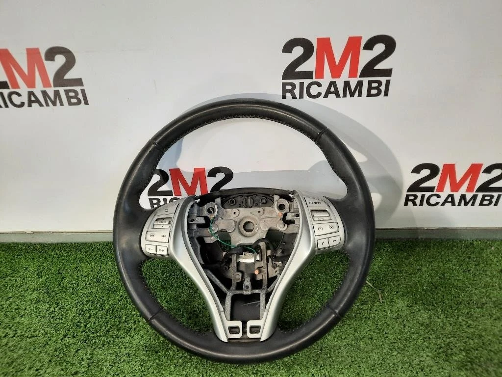 Volante 484304EJ1A Nissan Qashqai II 2014