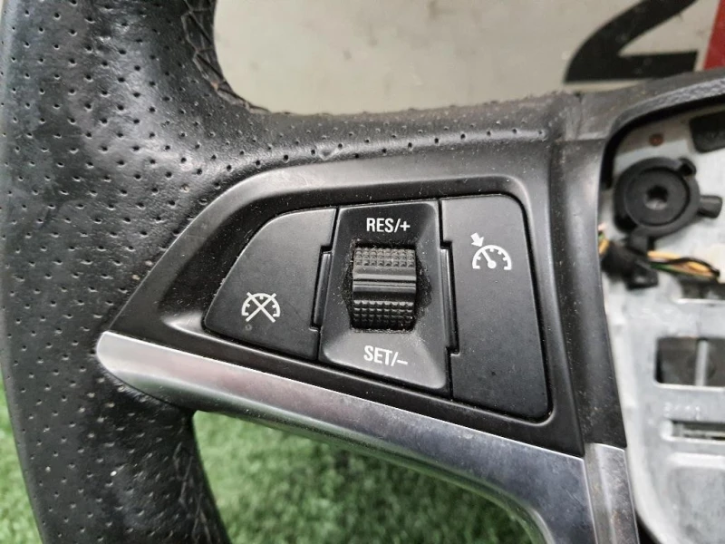 Volante 13351022 Opel Astra J 2010