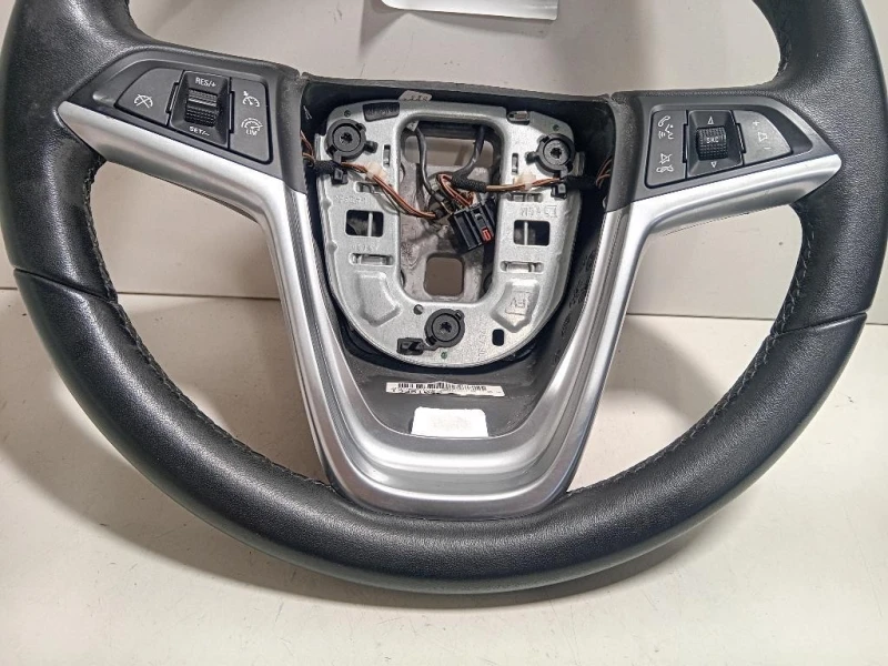 Volante 13351029 Opel Astra J 2012