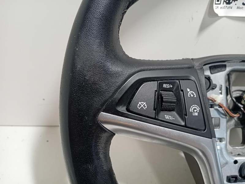 Volante 13351029 Opel Astra J 2012