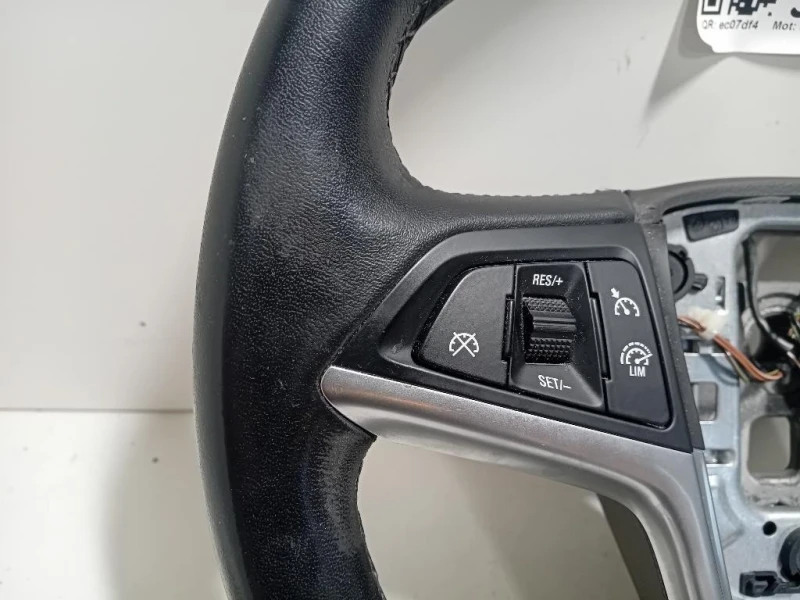 Volante 13351029 Opel Astra J 2012