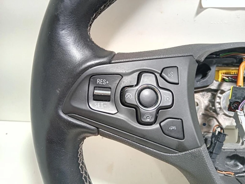 Volante 34210939A Opel Astra K 2016