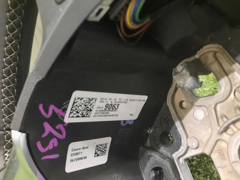 Volante 39159063 Opel Astra K 2019