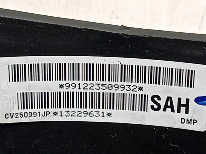 Volante 13229631 Opel Corsa D 2010