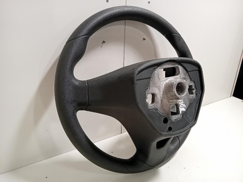 Volante 39035987 Opel Corsa E 2014